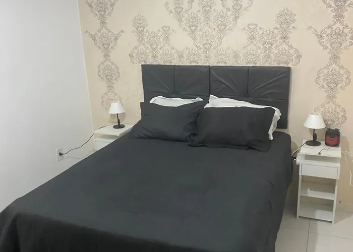 Alugo Quarto Nao E Apartamento Todo, Perto Da Praia